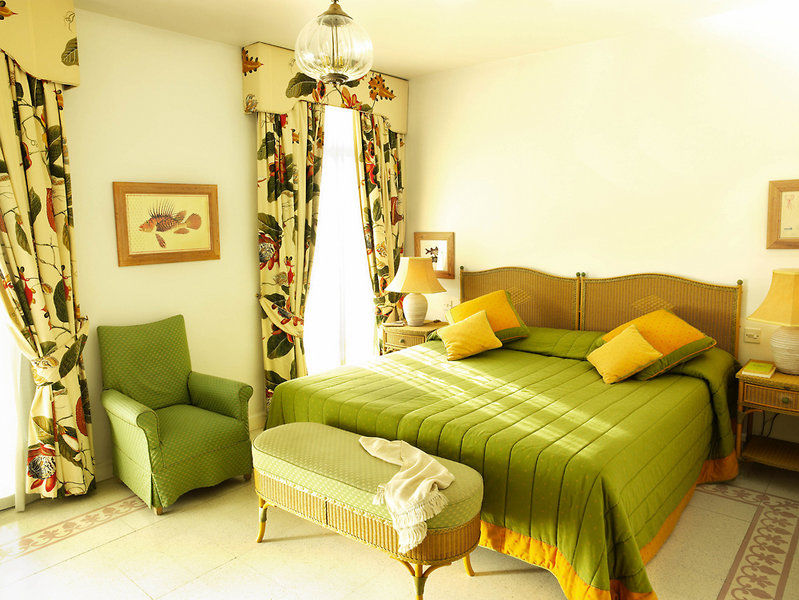 The Phoenicia Malta Floriana Room photo A bedroom