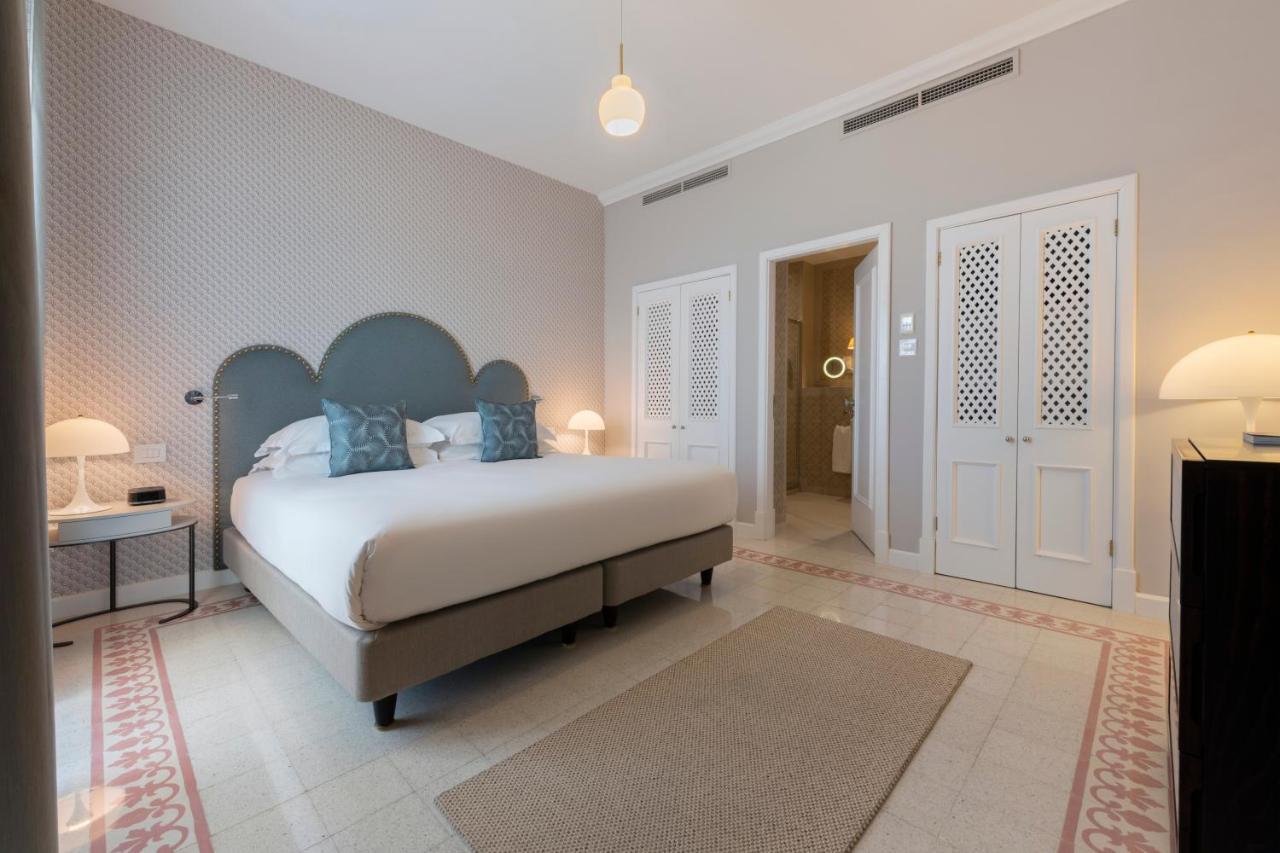 The Phoenicia Malta Floriana Exterior photo A bedroom at the hotel