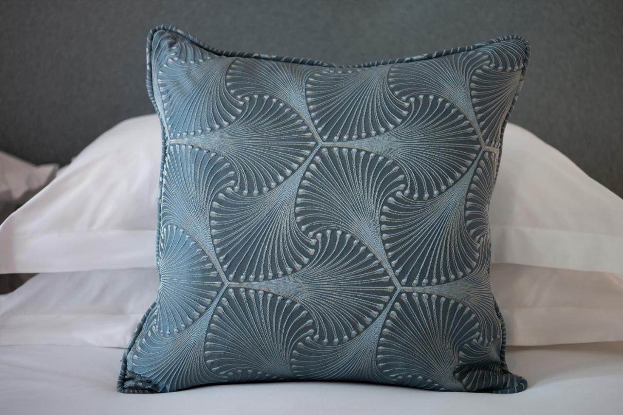 The Phoenicia Malta Floriana Exterior photo A throw pillow